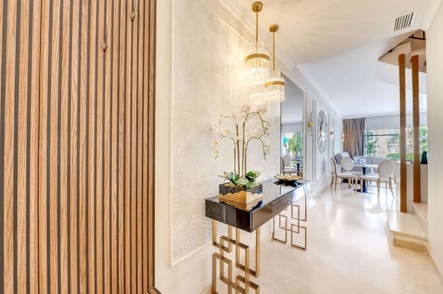 3 soverom Leilighet til salgs i Nueva Andalucia, Marbella - € 925 000 (Ref: 9543233)