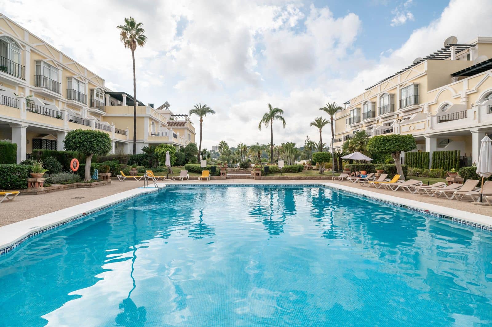 3 soverom Leilighet til salgs i Nueva Andalucia - € 925 000 (Ref: 9543233)