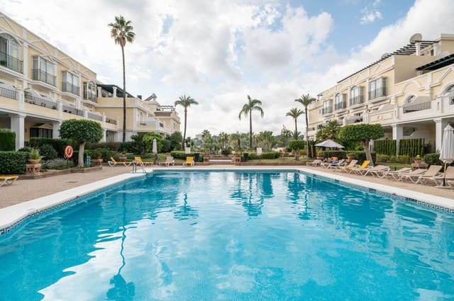 3 soverom Leilighet til salgs i Nueva Andalucia, Marbella - € 925 000 (Ref: 9543233)