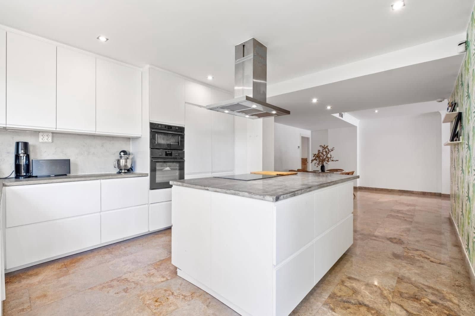 Apartamento de 3 habitaciones en Golden Mile en venta - 900.000 € (Ref: 9543241)