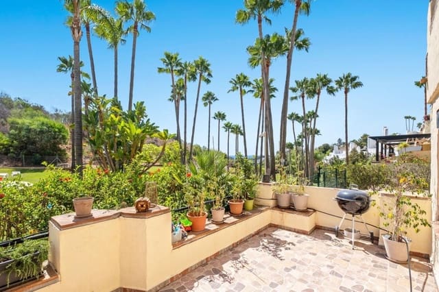 Apartamento de 3 habitaciones en Golden Mile, Marbella en venta - 900.000 € (Ref: 9543241)