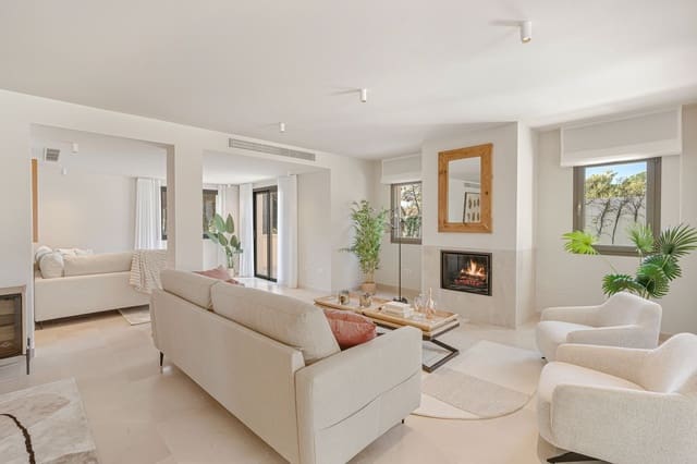 4 bedroom Villa for sale in Hacienda Las Chapas, Marbella - € 3,900,000 (Ref: 9543254)