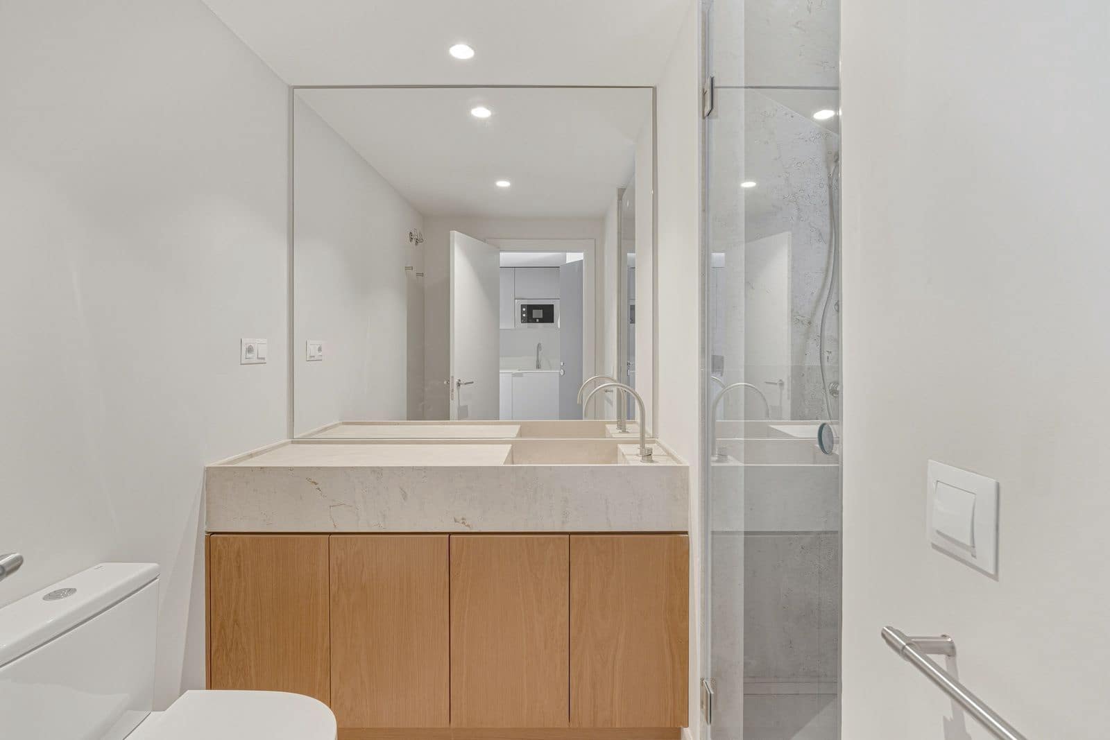 4 bedroom Villa for sale in Marbella - € 3,900,000 (Ref: 9543254)