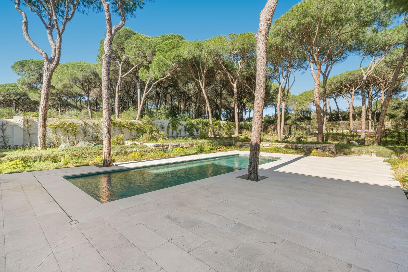 4 bedroom Villa for sale in Marbella - € 3,900,000 (Ref: 9543254)