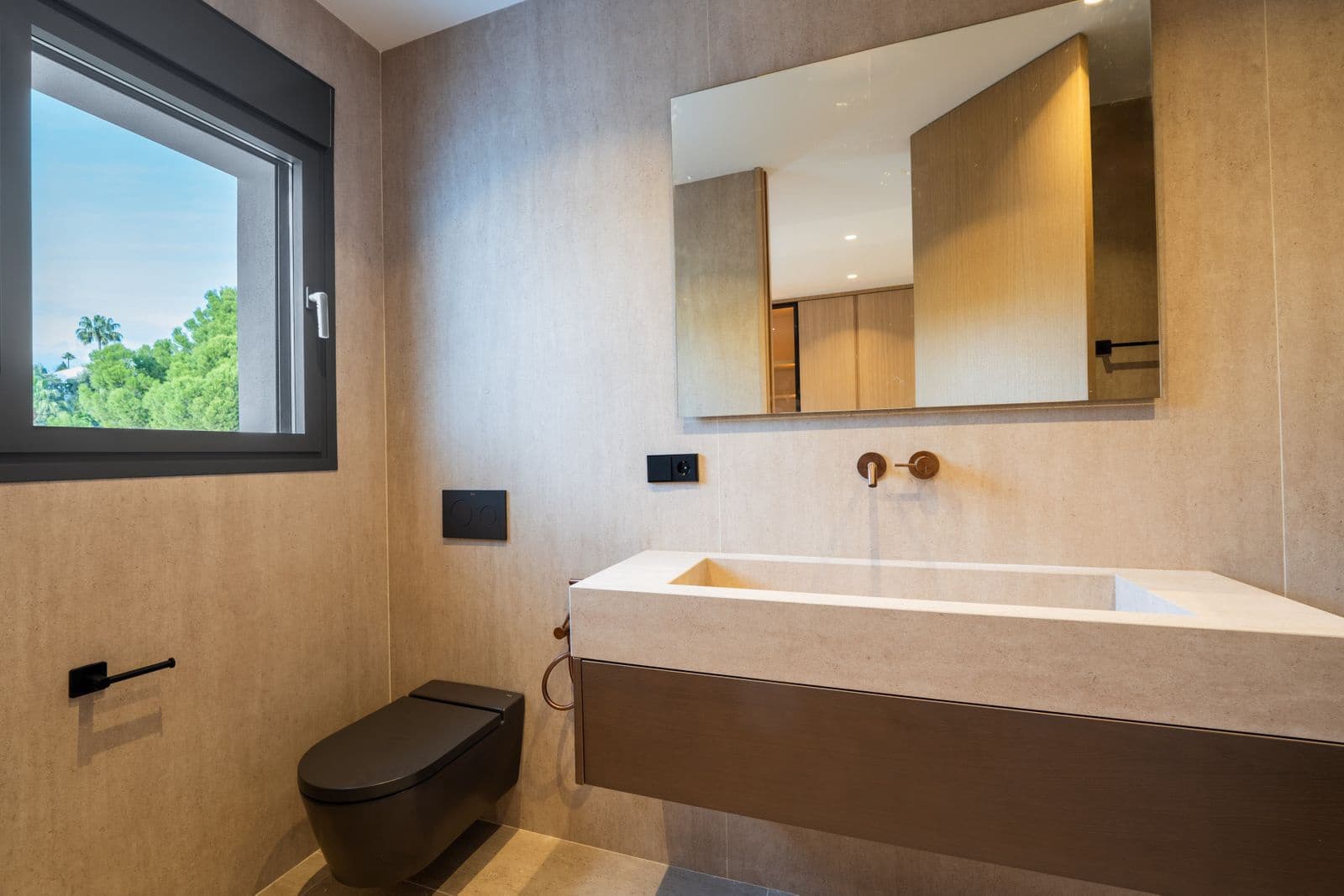 Chalet de 4 habitaciones en El Rosario en venta - 3.750.000 € (Ref: 9543256)