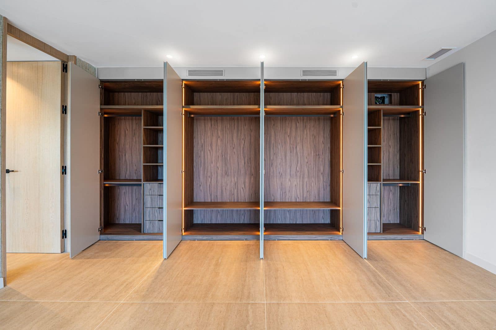 Chalet de 4 habitaciones en El Rosario en venta - 3.750.000 € (Ref: 9543256)