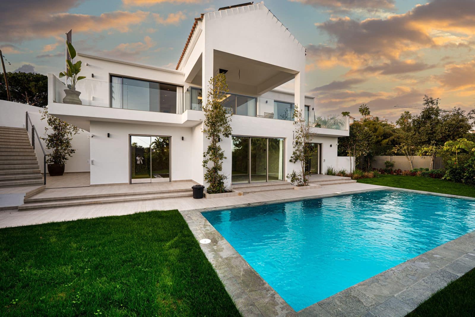 Chalet de 4 habitaciones en El Rosario en venta - 3.750.000 € (Ref: 9543256)