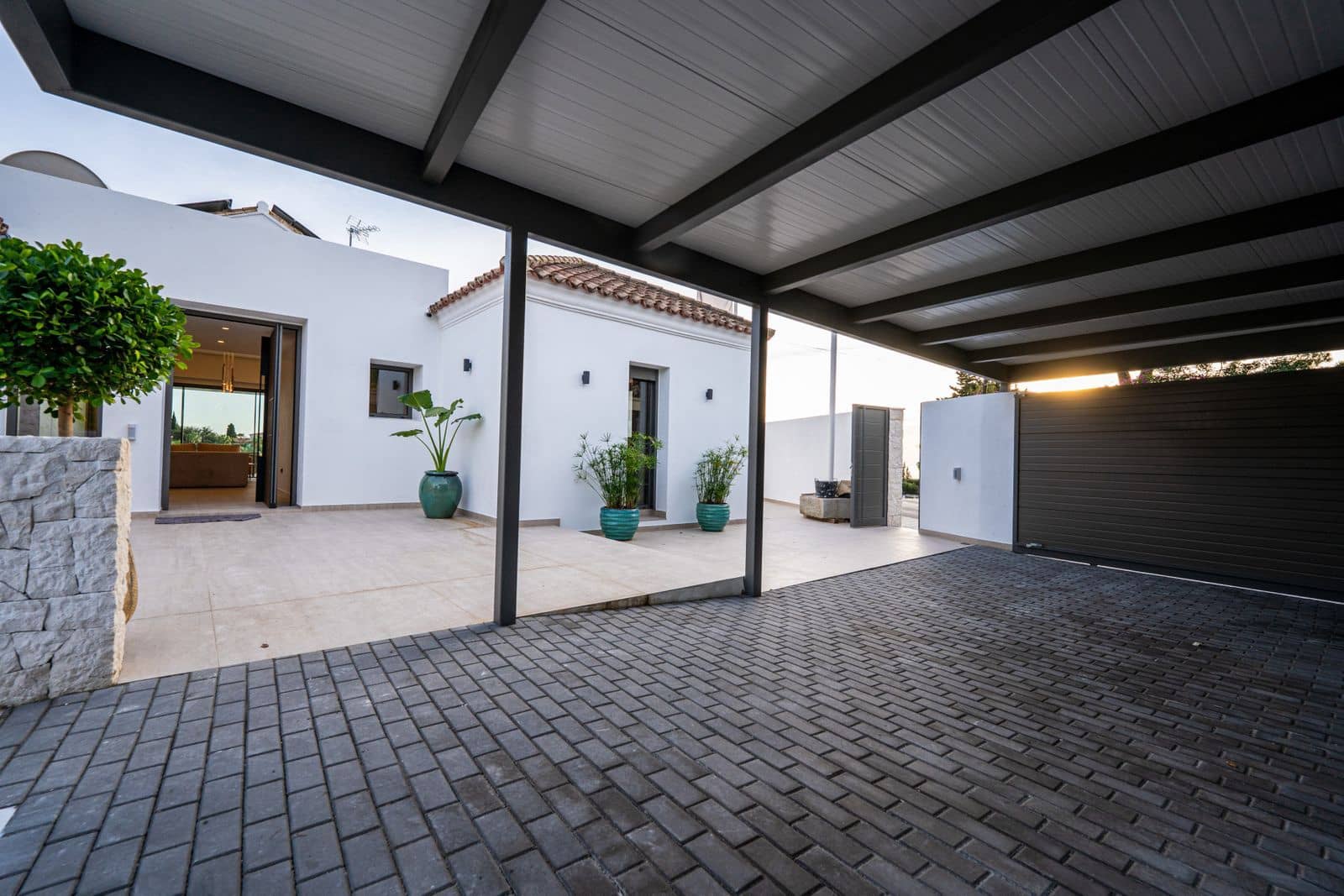 Chalet de 4 habitaciones en El Rosario en venta - 3.750.000 € (Ref: 9543256)