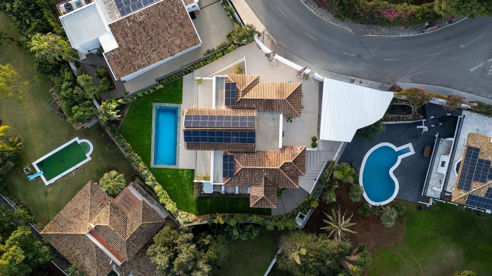 Chalet de 4 habitaciones en El Rosario en venta - 3.750.000 € (Ref: 9543256)