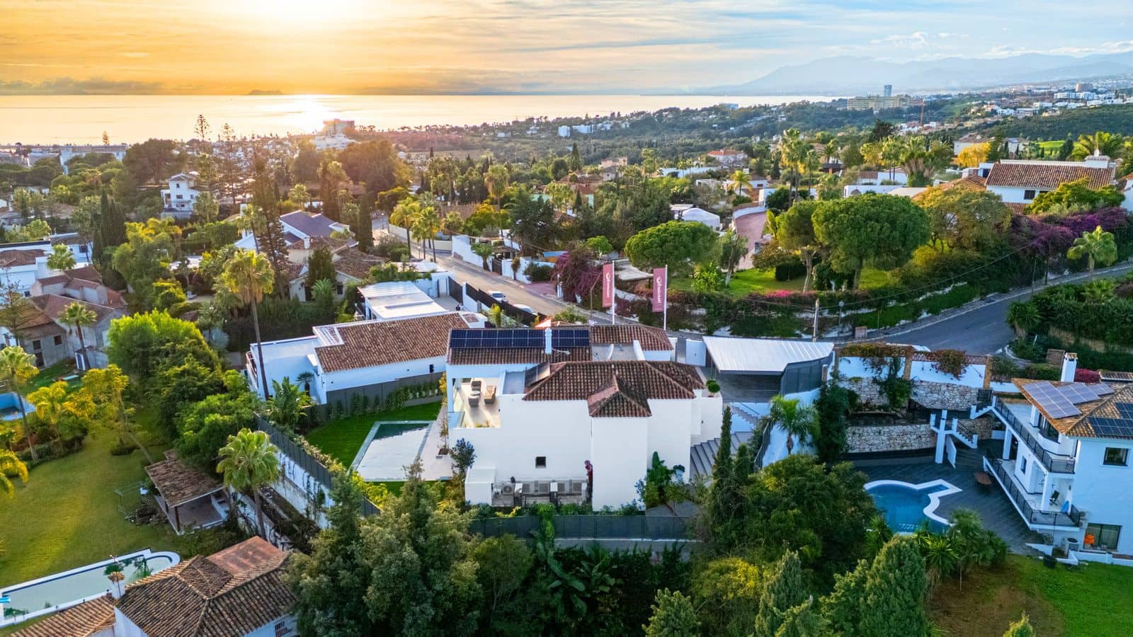 Chalet de 4 habitaciones en El Rosario en venta - 3.750.000 € (Ref: 9543256)