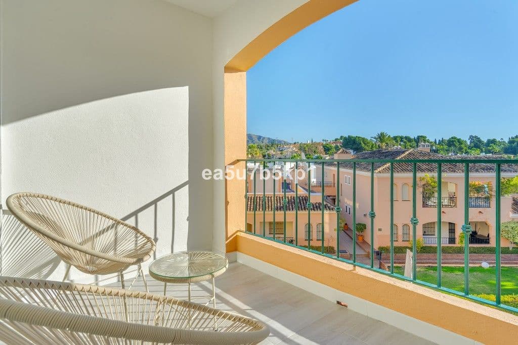 3 soverom Leilighet til salgs i Nueva Andalucia - € 695 000 (Ref: 9543279)