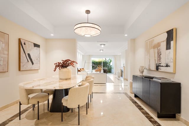 3 soverom Leilighet til salgs i Sierra Blanca, Marbella - € 1 195 000 (Ref: 9543286)