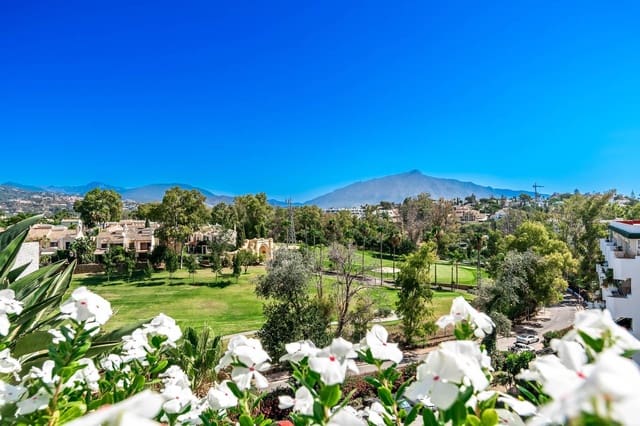 3 soveværelse Penthouse til salg i Guadalmina Alta, Marbella - € 595.000 (Ref: 9543439)