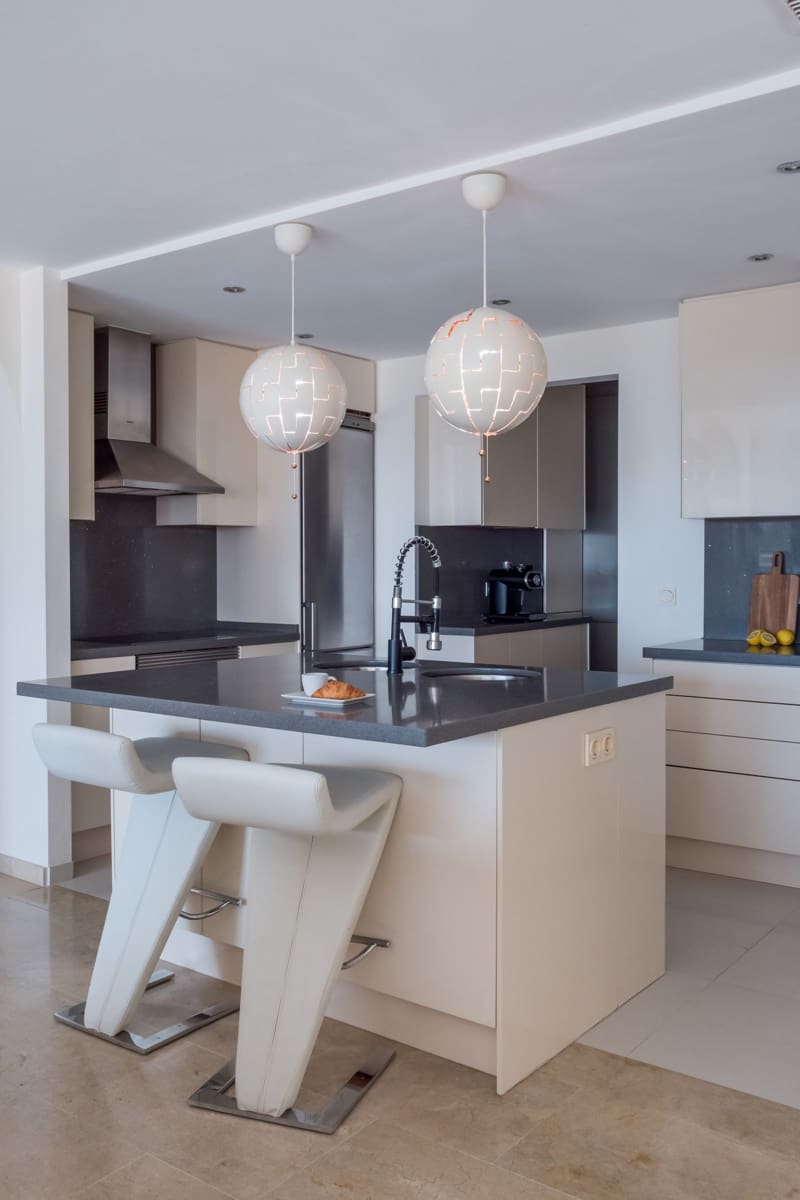 3 soveværelse Penthouse til salg i La Duquesa / Puerto de la Duquesa - € 575.000 (Ref: 9547645)