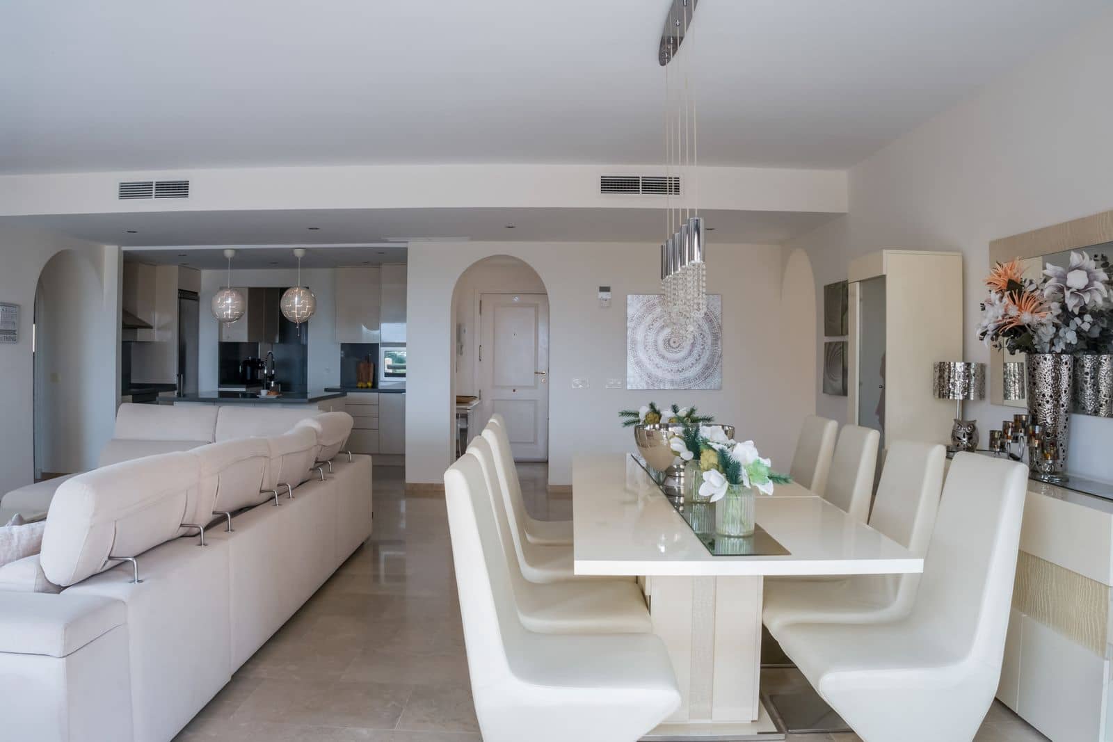 3 soveværelse Penthouse til salg i La Duquesa / Puerto de la Duquesa - € 575.000 (Ref: 9547645)