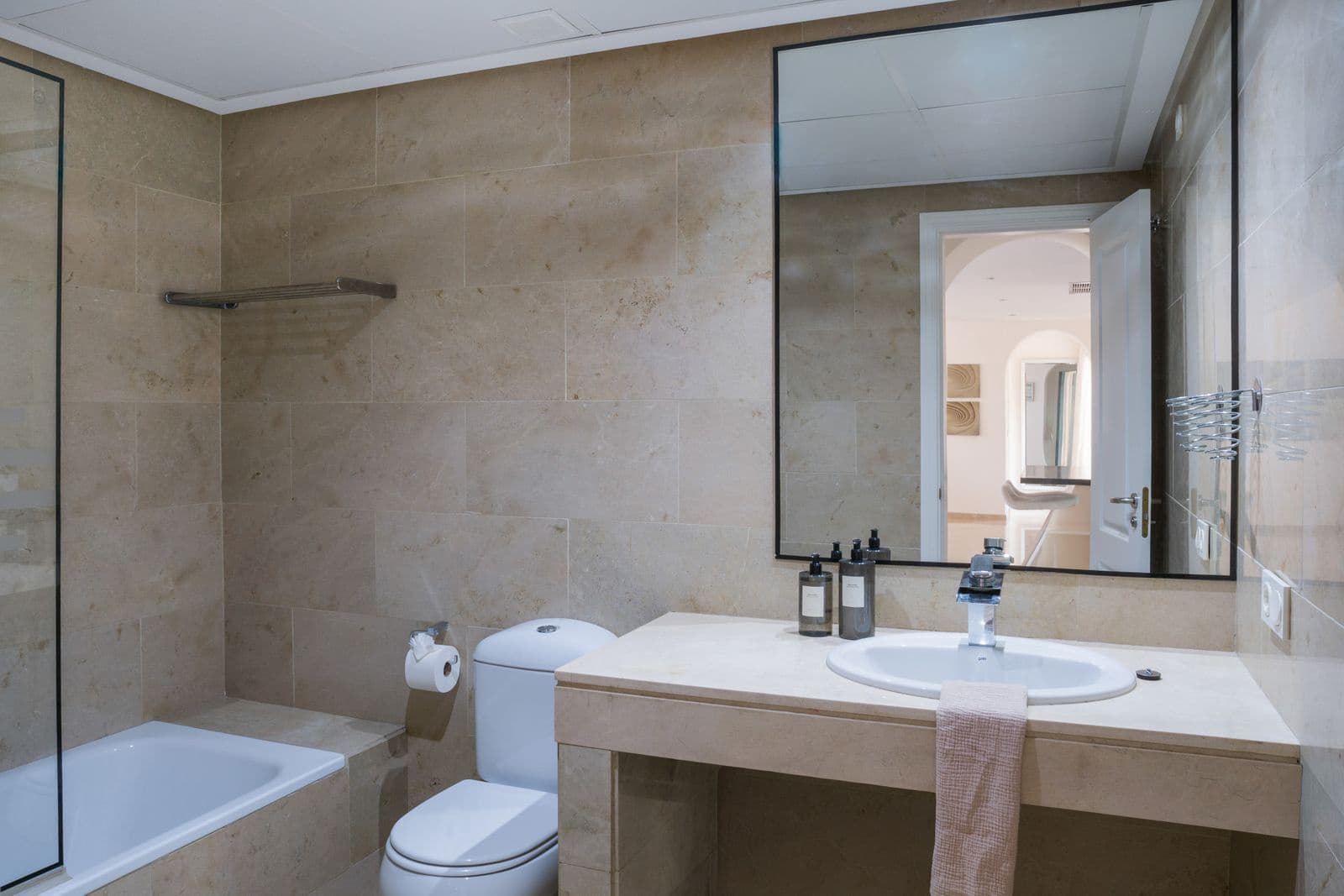 3 soveværelse Penthouse til salg i La Duquesa / Puerto de la Duquesa - € 575.000 (Ref: 9547645)