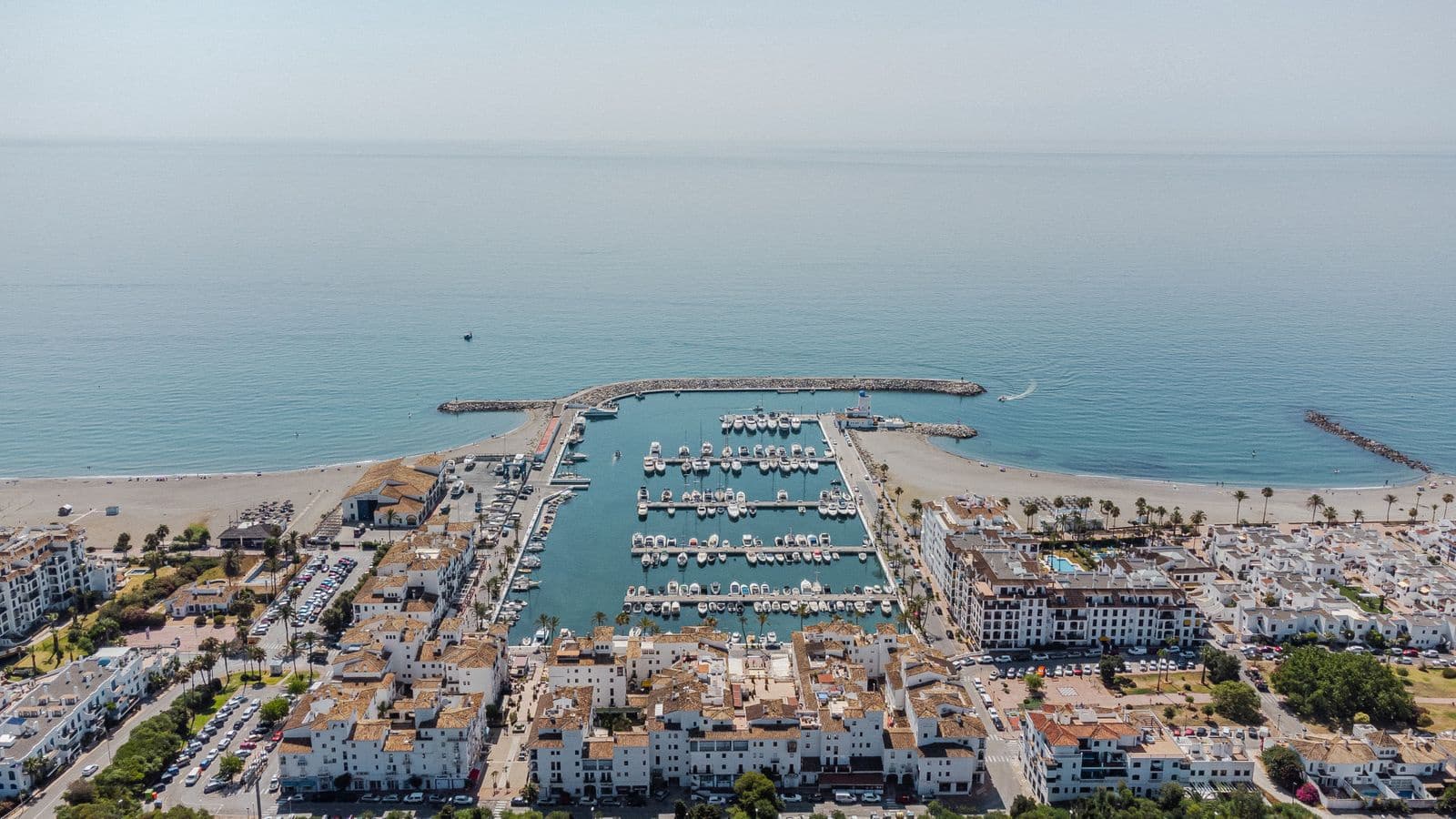 3 soveværelse Penthouse til salg i La Duquesa / Puerto de la Duquesa - € 575.000 (Ref: 9547645)