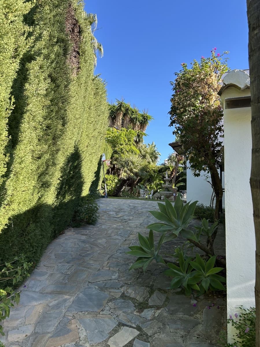 4 Zimmer Villa zu verkaufen in Atalaya-Isdabe - 1.695.000 € (Ref: 9547646)