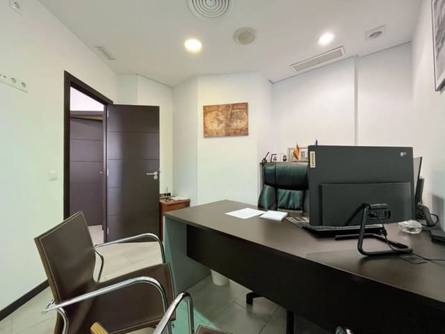 Comercial para venda em Marbella - 2 690 000 € (Ref: 9547652)