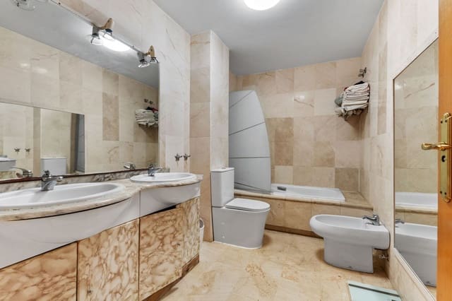 2 quarto Apartamento para venda em Guadalmina Alta, Marbella - 399 000 € (Ref: 9547657)