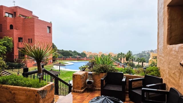 2 slaapkamer Appartement te koop in La Duquesa / Puerto de la Duquesa, Manilva - € 295.000 (Ref: 9547658)