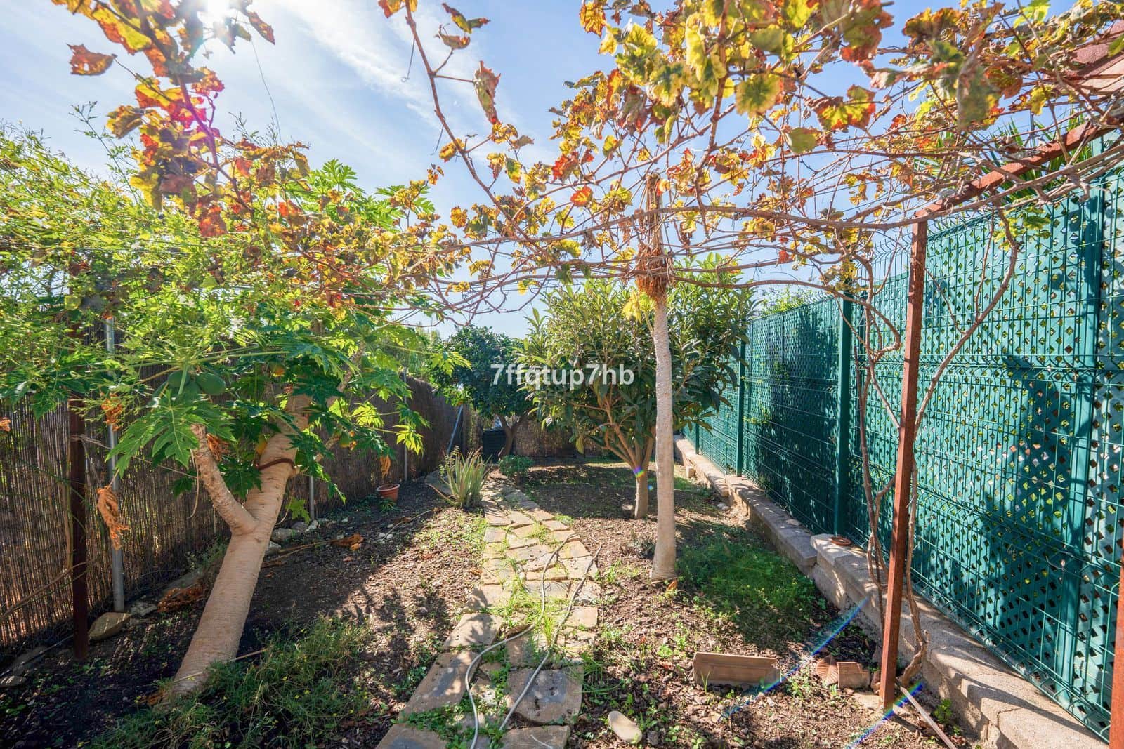 4 soveværelse Byhus til salg i Estepona - € 548.000 (Ref: 9547661)