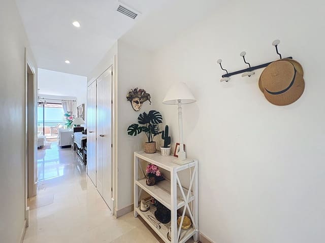 2 soveværelse Penthouse til salg i Manilva - € 389.950 (Ref: 9547662)