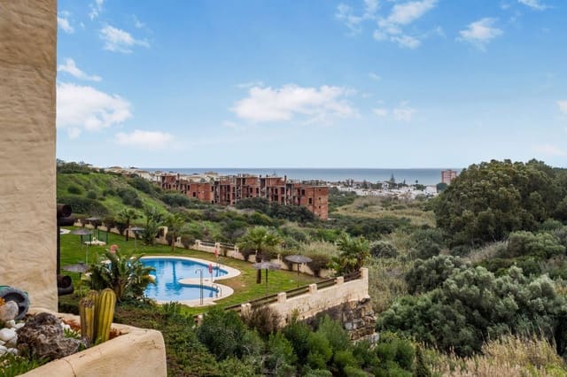 2 slaapkamer Appartement te koop in La Duquesa / Puerto de la Duquesa, Manilva - € 325.000 (Ref: 9547665)