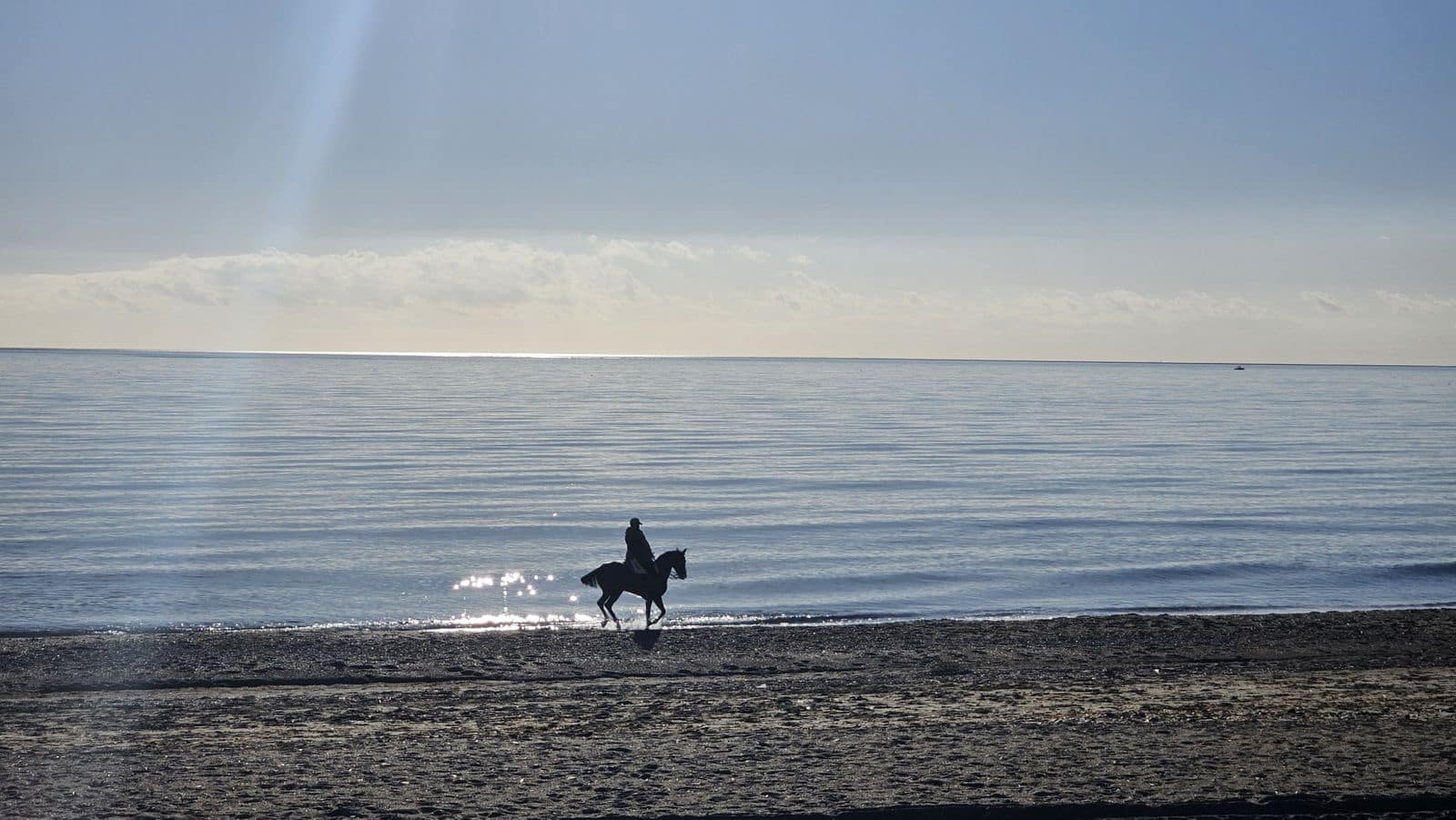 2 slaapkamer Appartement te koop in La Duquesa / Puerto de la Duquesa - € 325.000 (Ref: 9547665)