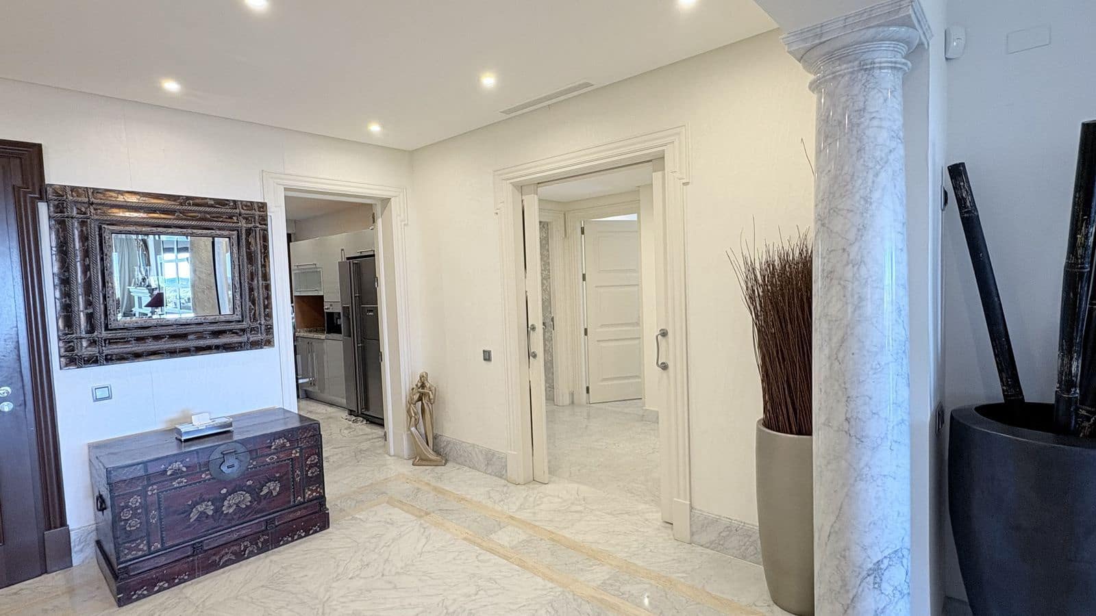 3 quarto Apartamento para venda em Los Monteros - 2 850 000 € (Ref: 9547666)