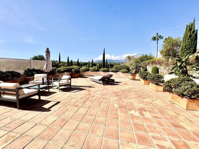 3 soveværelse Lejlighed til salg i Los Flamingos, Benahavís - € 1.050.000 (Ref: 9547668)