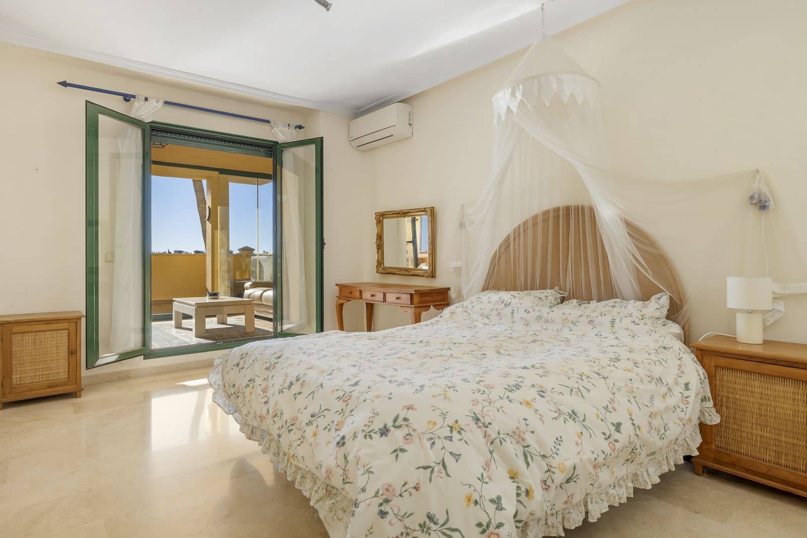 2 Zimmer Apartment zu verkaufen in Torrequebrada - 395.000 € (Ref: 9547669)