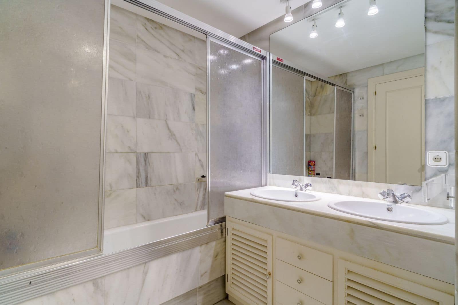 3 camera da letto Appartamento in vendita in Marbella - 850.000 € (Rif: 9547673)