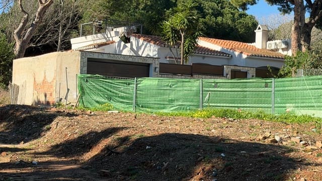 Byggetomt til salgs i Calahonda, Mijas - € 2 000 000 (Ref: 9547676)