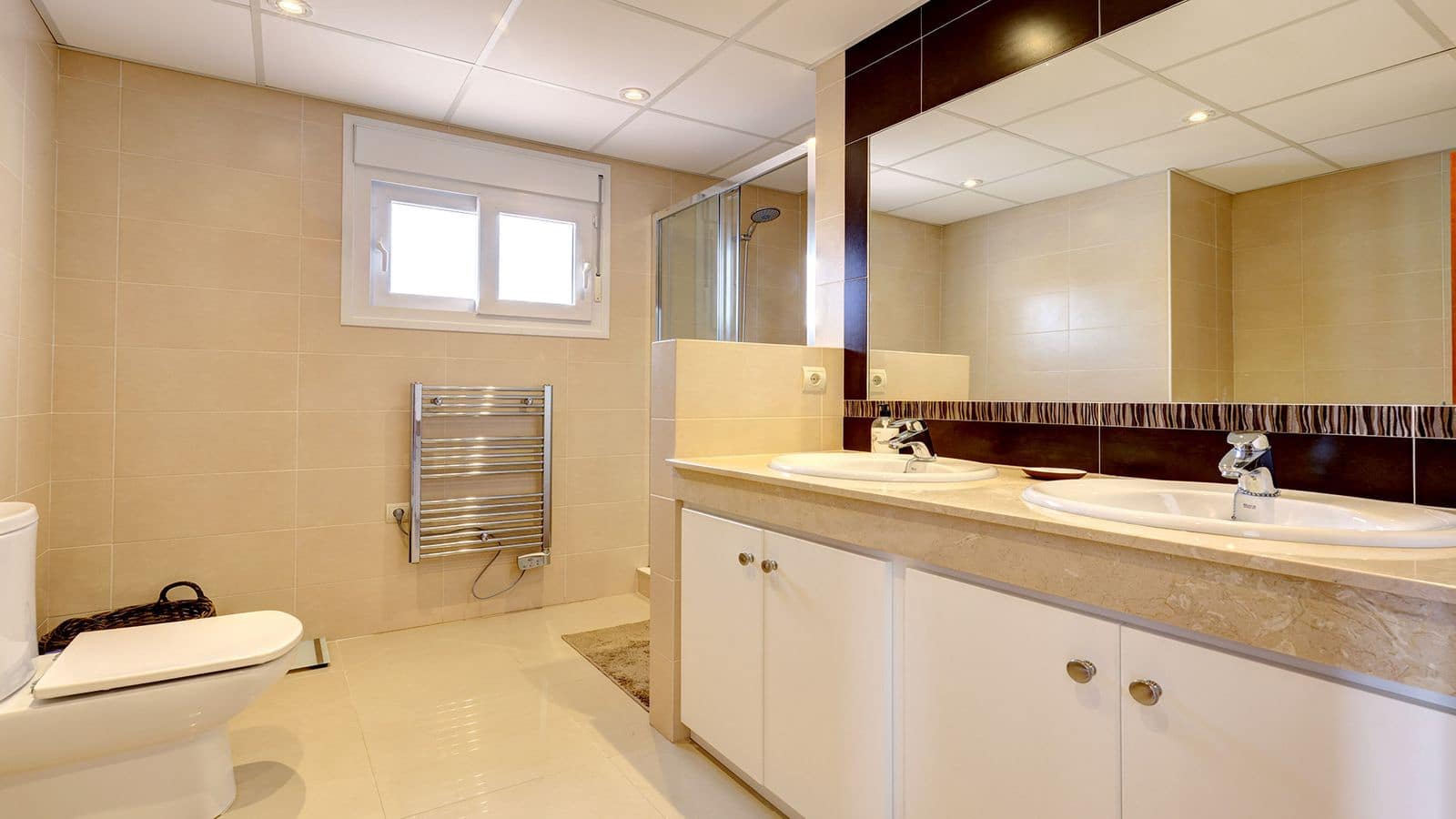 4 sypialnia Willa na sprzedaż w Manilva - 1 450 000 € (Ref: 9551128)