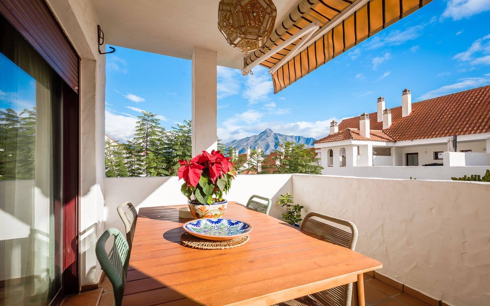3 Zimmer Apartment zu verkaufen in Nueva Andalucia - 530.000 € (Ref: 9551136)