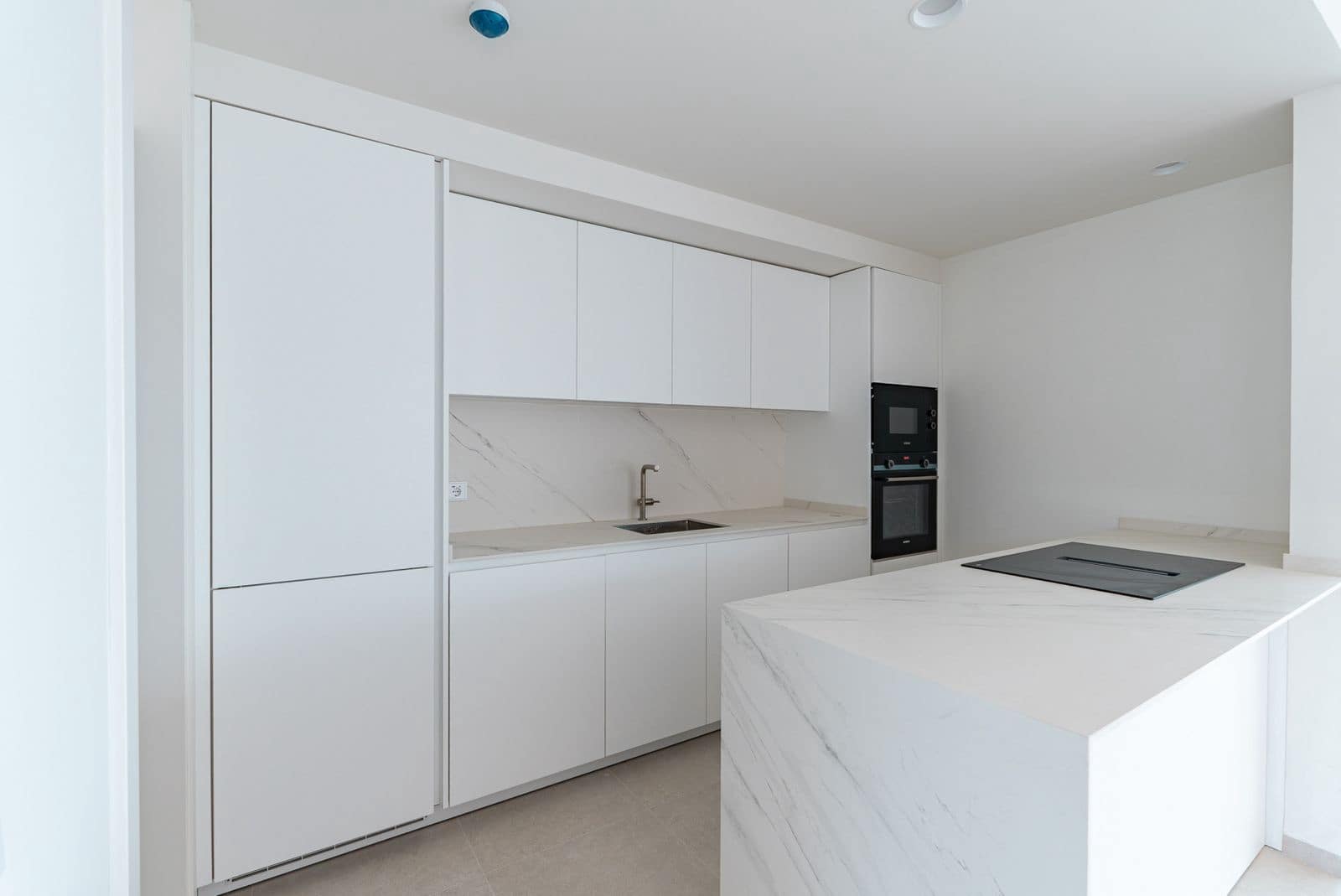 4 Zimmer Apartment zu verkaufen in Benahavis - 1.900.000 € (Ref: 9551137)