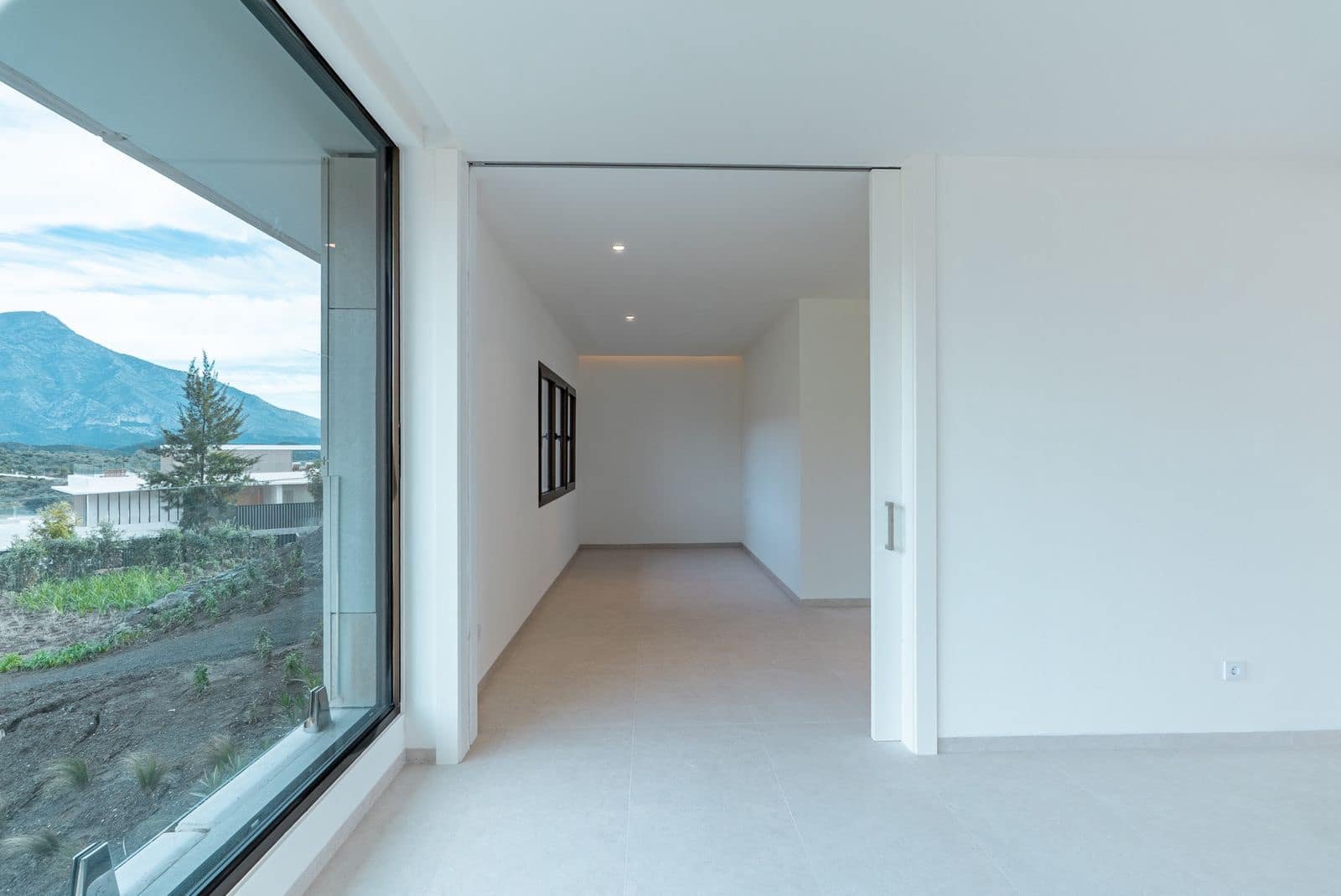 4 Zimmer Apartment zu verkaufen in Benahavis - 1.900.000 € (Ref: 9551137)