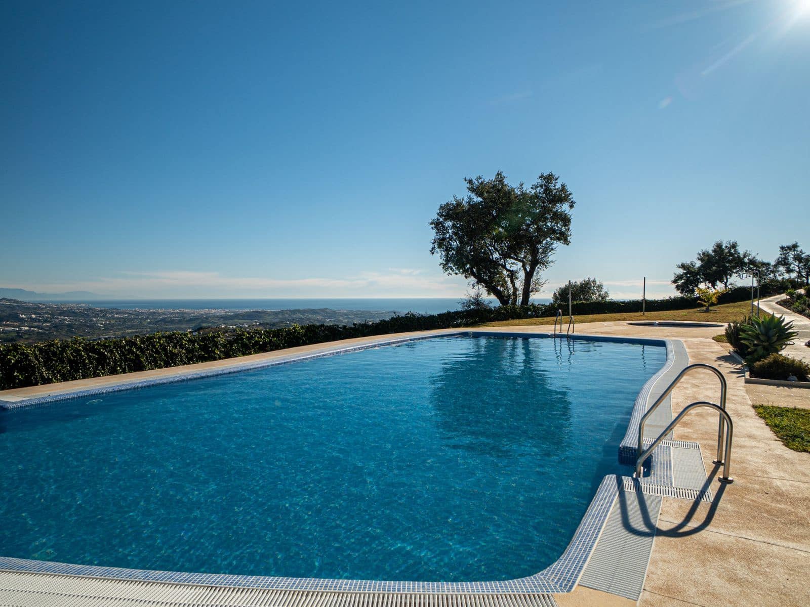 3 bedroom Townhouse for sale in Marbella - € 649,000 (Ref: 9551140)