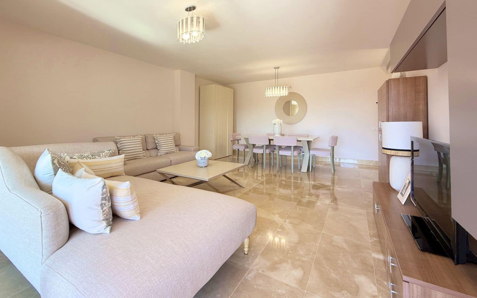 3 chambre Appartement à vendre à La Duquesa / Puerto de la Duquesa - 398 000 € (Ref: 9551141)