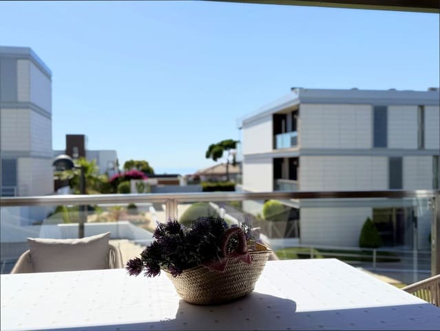 3 chambre Appartement à vendre à La Duquesa / Puerto de la Duquesa, Manilva - 398 000 € (Ref: 9551141)