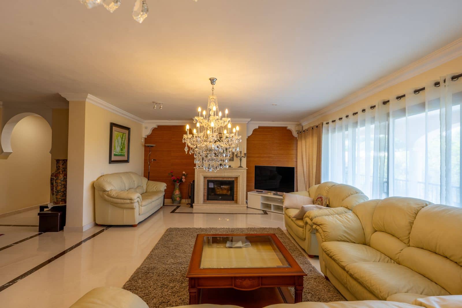 Chalet de 8 habitaciones en Benahavís en venta - 2.900.000 € (Ref: 9551143)