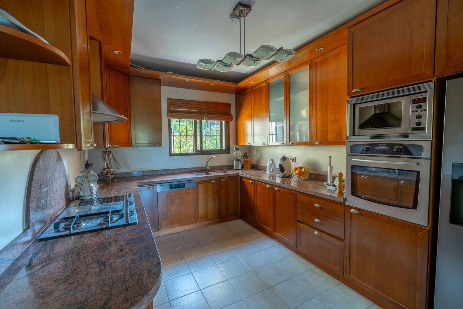 Chalet de 8 habitaciones en Benahavís en venta - 2.900.000 € (Ref: 9551143)