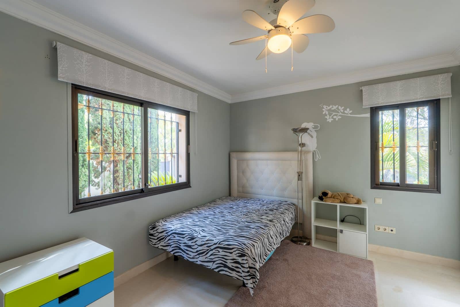 Chalet de 8 habitaciones en Benahavís en venta - 2.900.000 € (Ref: 9551143)