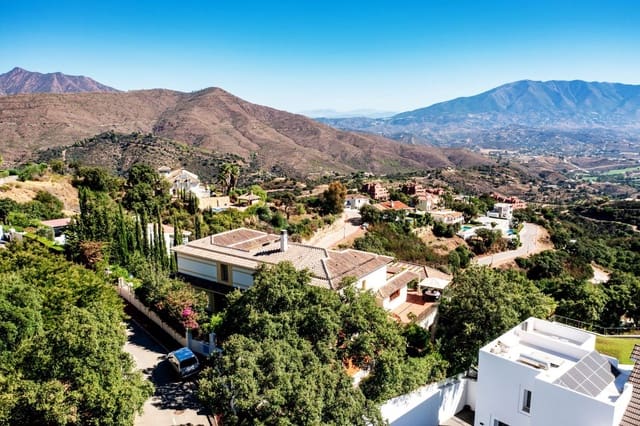 5 Zimmer Villa zu verkaufen in La Mairena, Ojen - 2.100.000 € (Ref: 9551144)