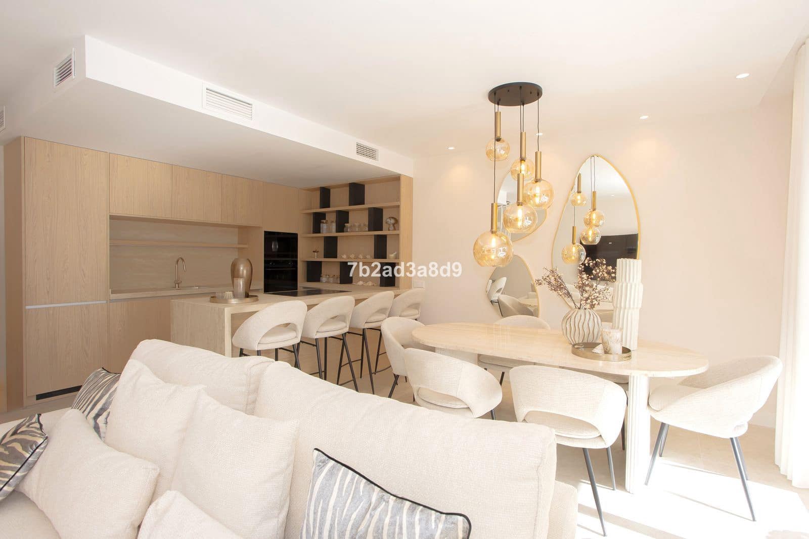 4 sypialnia Penthouse na sprzedaż w Nueva Andalucia - 1 290 000 € (Ref: 9551154)