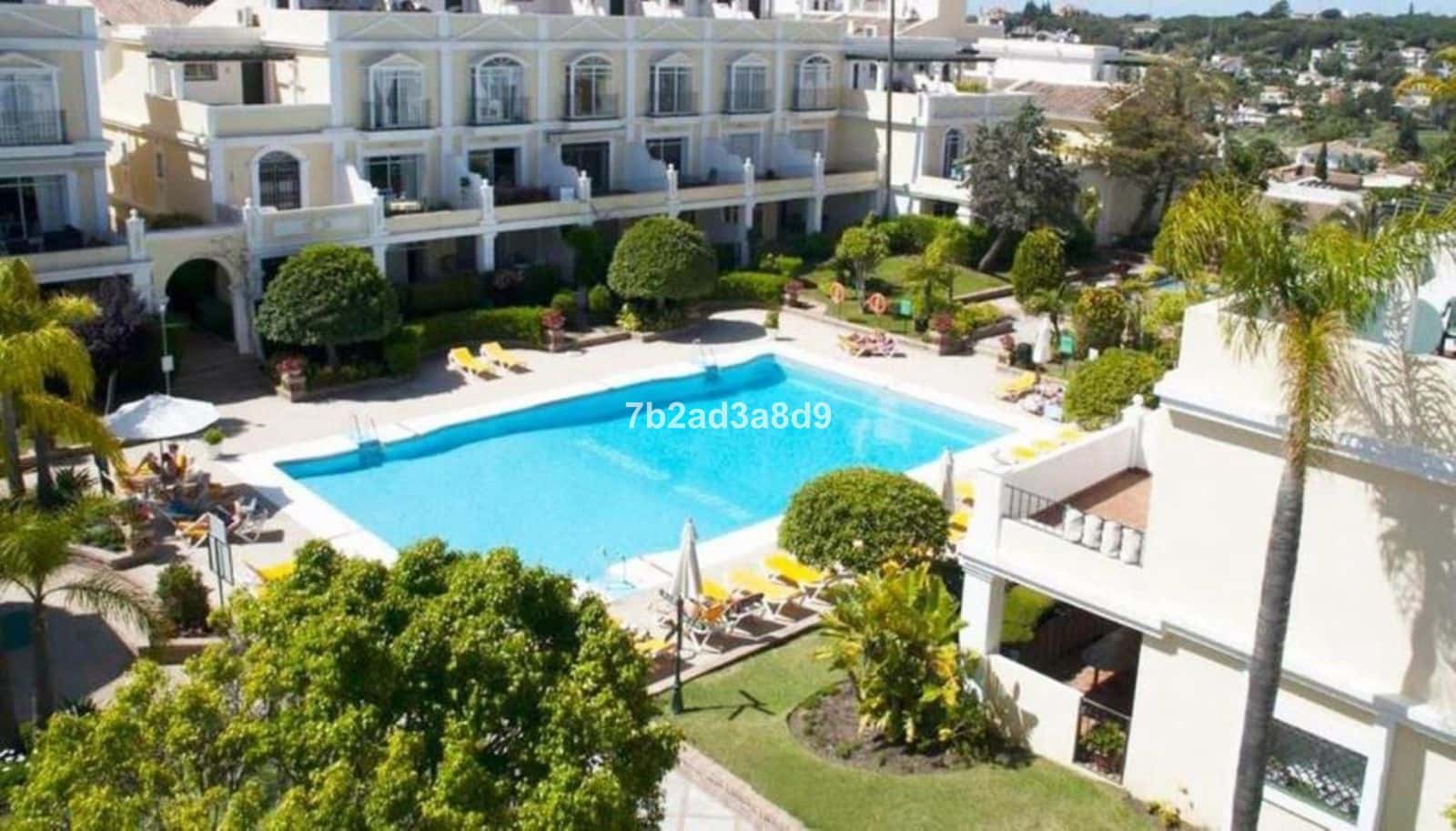 4 sypialnia Penthouse na sprzedaż w Nueva Andalucia - 1 290 000 € (Ref: 9551154)