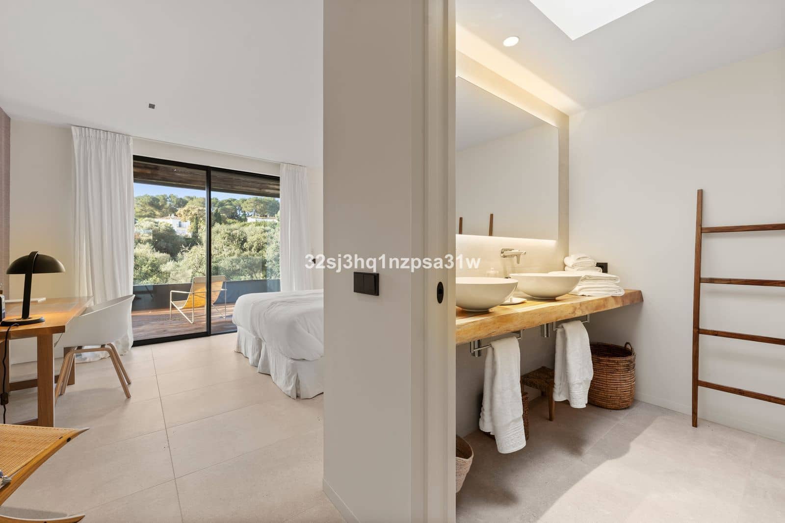 Ático de 4 habitaciones en Sotogrande en venta - 2.950.000 € (Ref: 9551155)