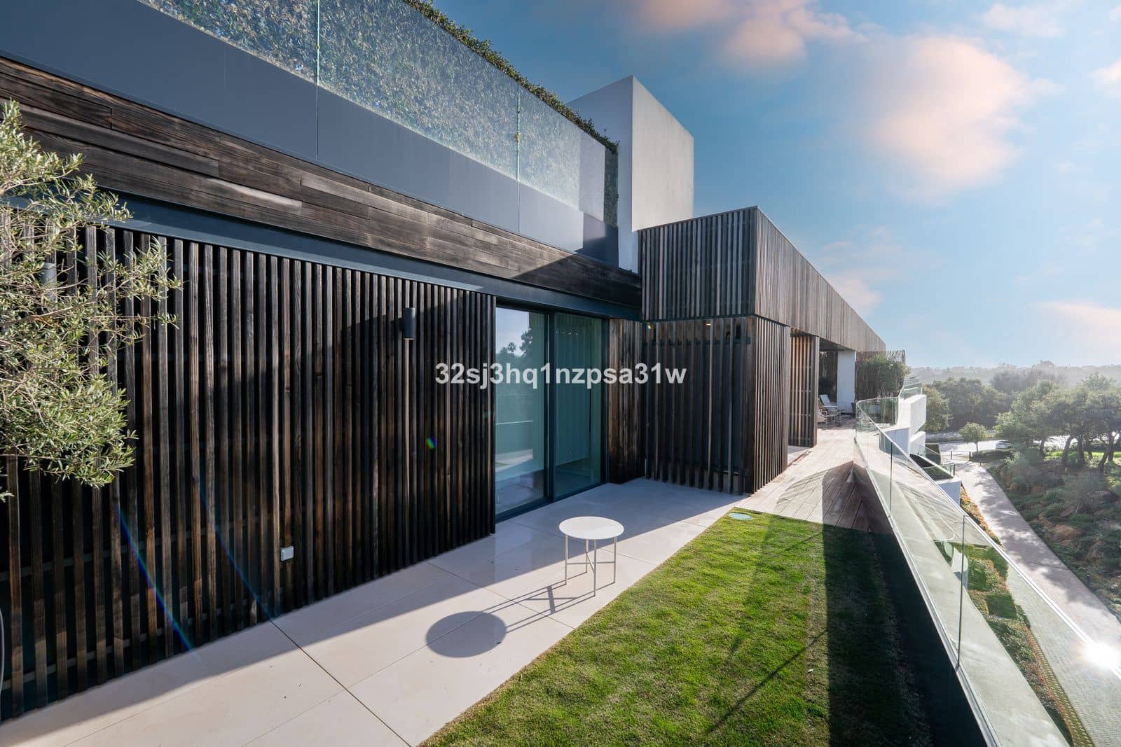 Ático de 4 habitaciones en Sotogrande en venta - 2.950.000 € (Ref: 9551155)