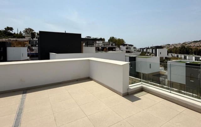 4 Zimmer Villa zu verkaufen in Atalaya-Isdabe, Estepona - 1.050.000 € (Ref: 9551156)